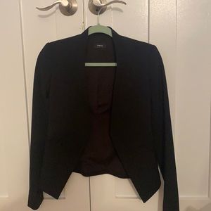 No tag, but condition is totally new. Never before worn